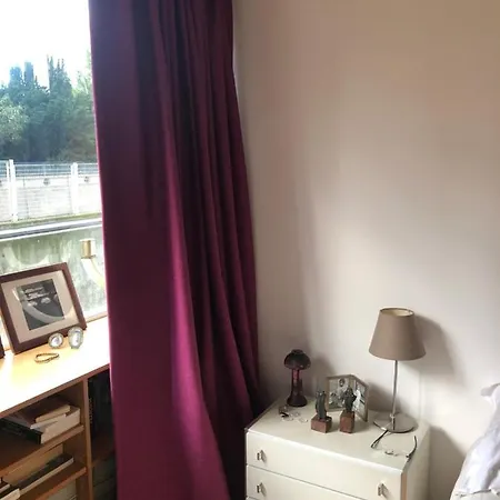 Apartment Available And Secure - Nice Warm T4 Paris